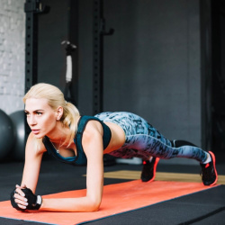 Posilování břicha, aneb buďte prkno!